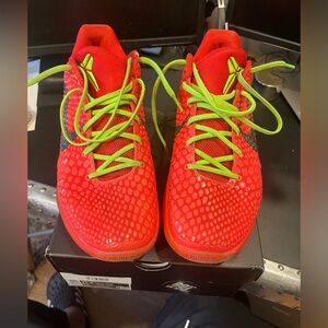 Kobe 6 Protro Reverse Grinch size US 11.5